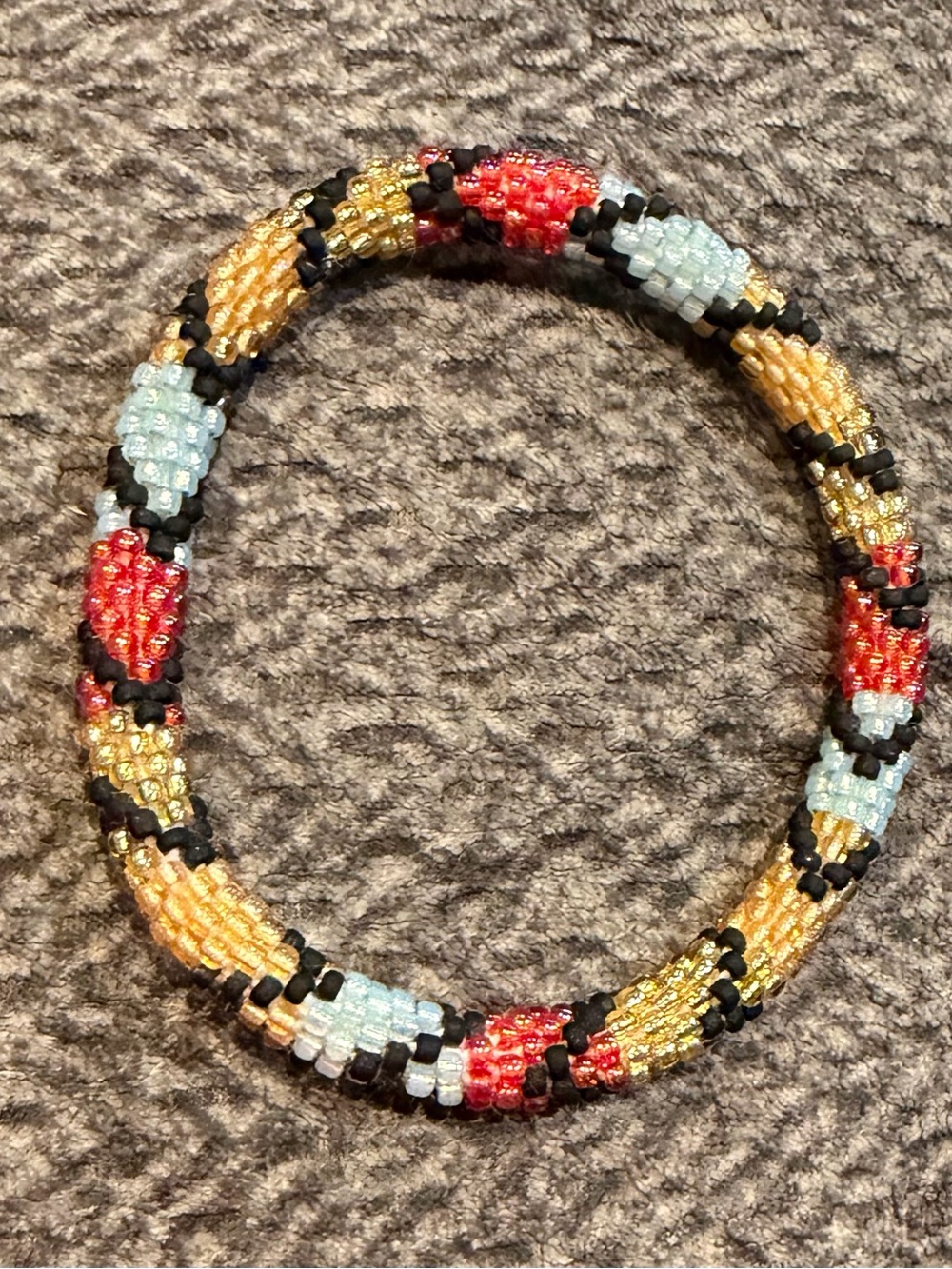Sashka Co. Glass Bead Bracelet